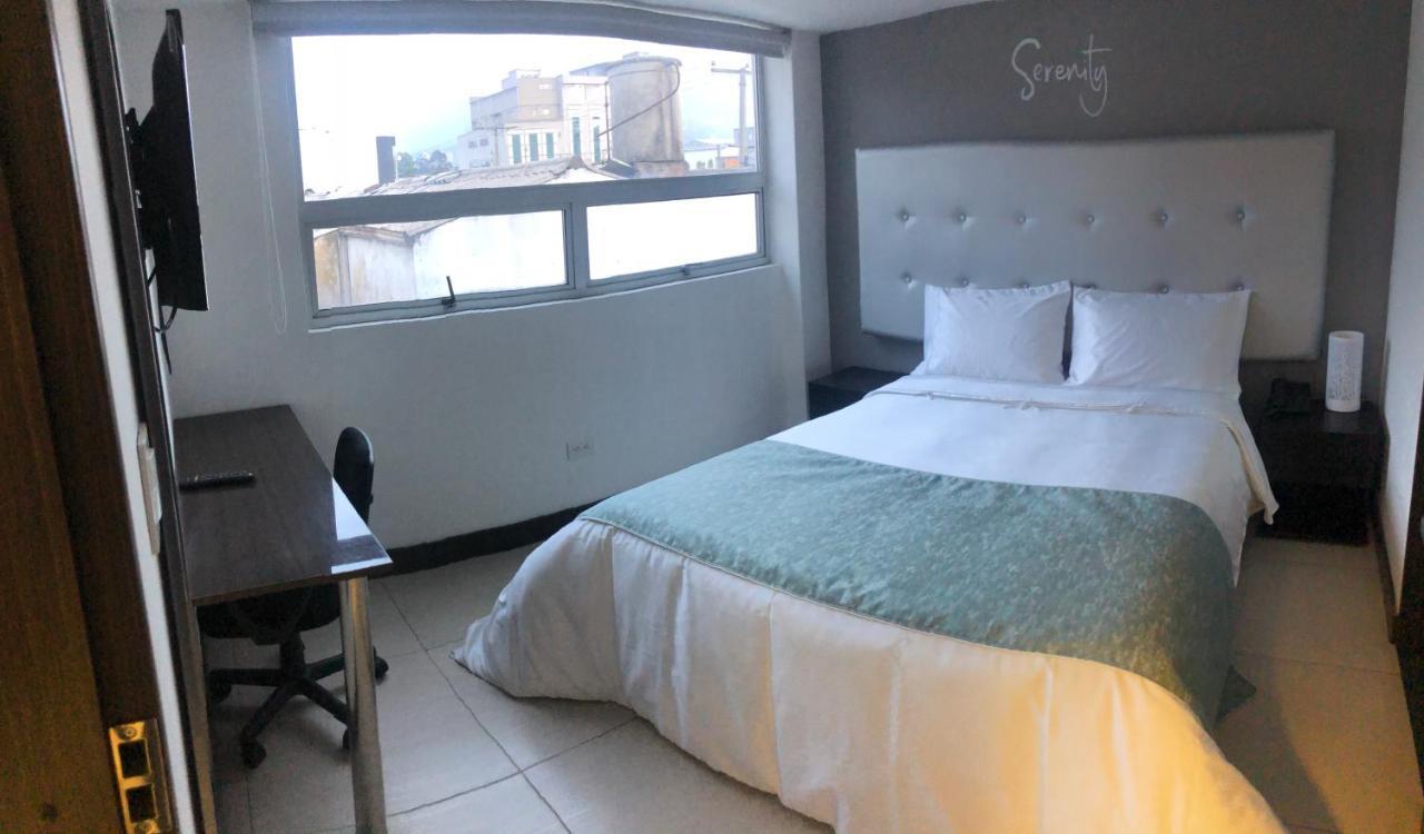 בוגוטה Hotel Serenity Corferias מראה חיצוני תמונה