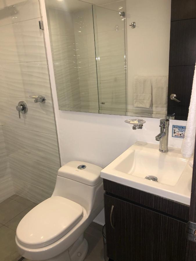 בוגוטה Hotel Serenity Corferias מראה חיצוני תמונה