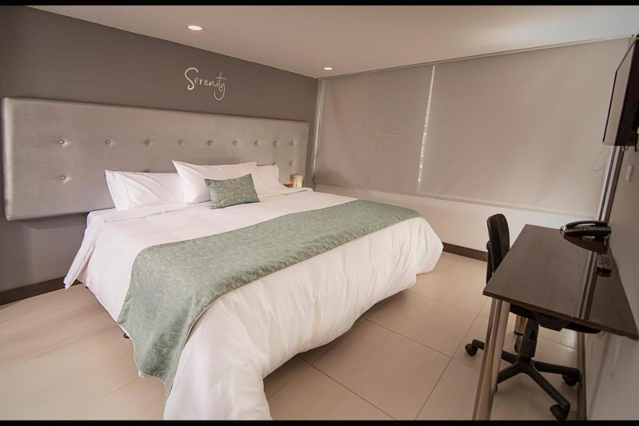 בוגוטה Hotel Serenity Corferias מראה חיצוני תמונה