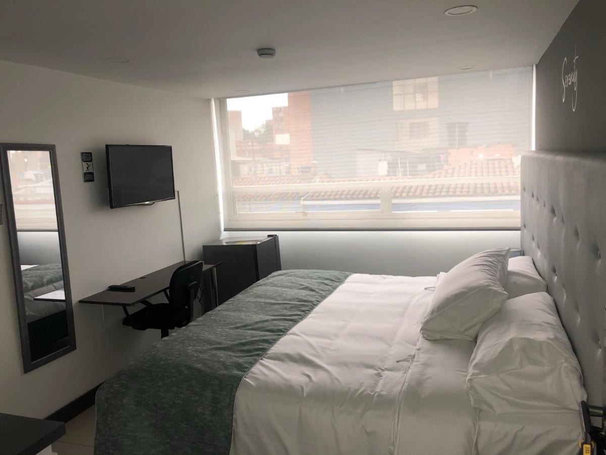 בוגוטה Hotel Serenity Corferias מראה חיצוני תמונה