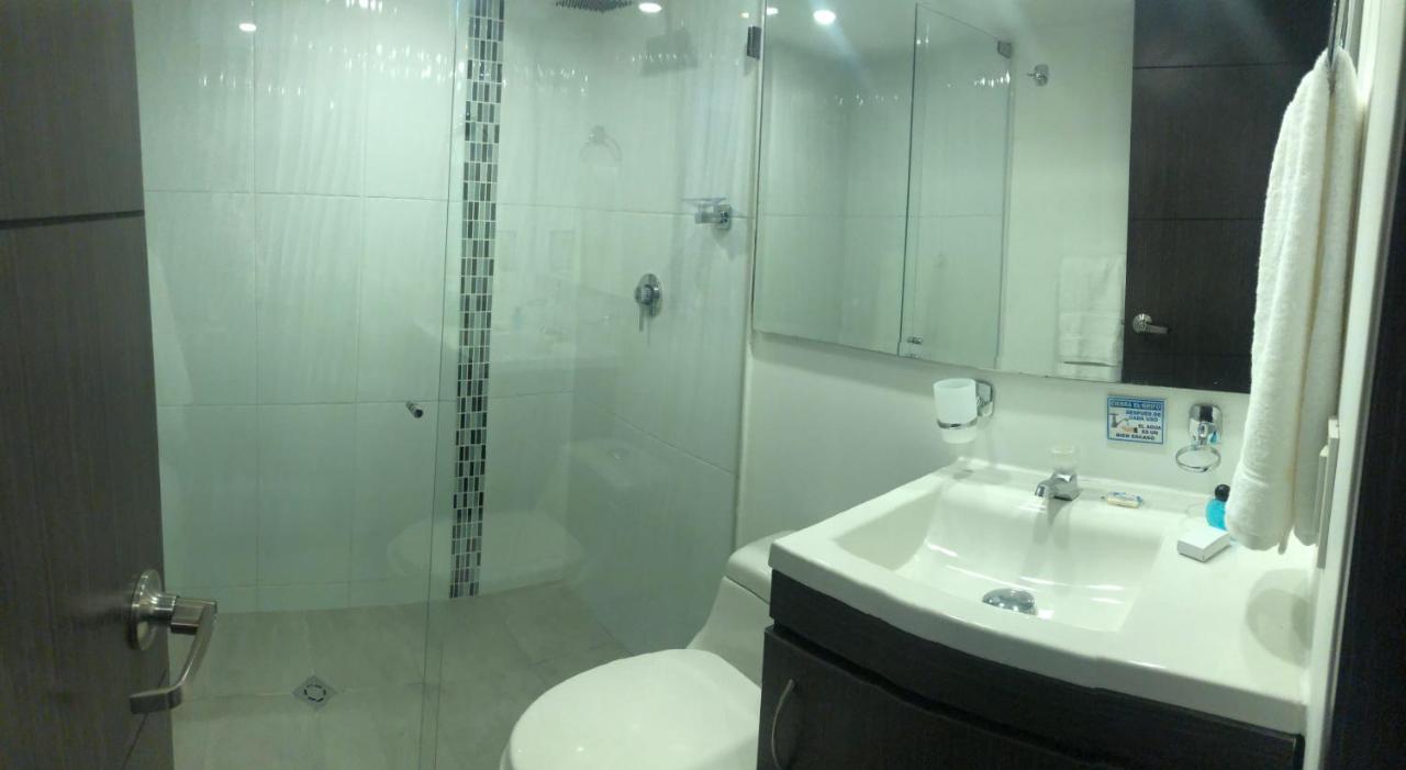 בוגוטה Hotel Serenity Corferias מראה חיצוני תמונה
